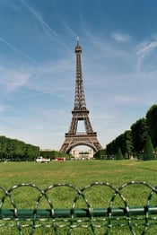 Eiffel_Tower_France.jpg